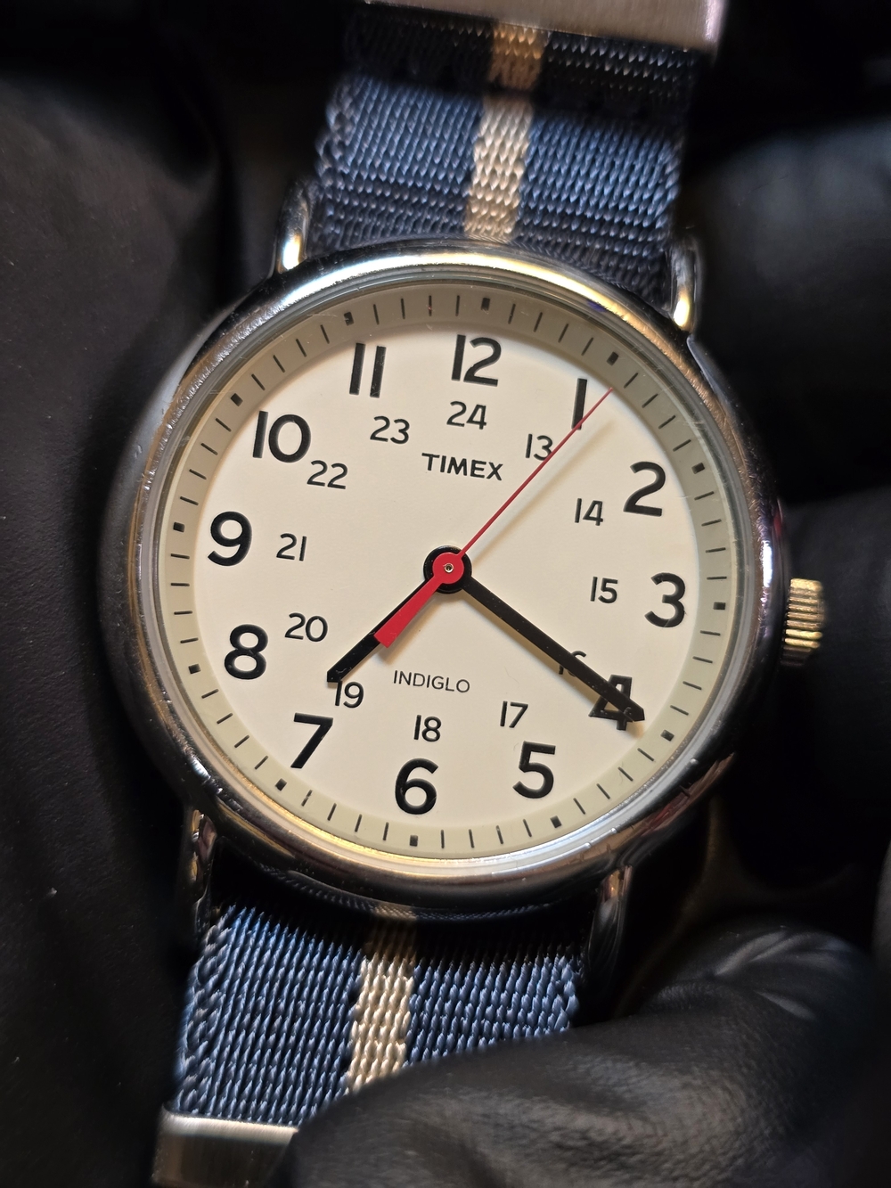 Timex Men’s Navy and Beige Strap White Dial Field Watch - Picture 5 of 6